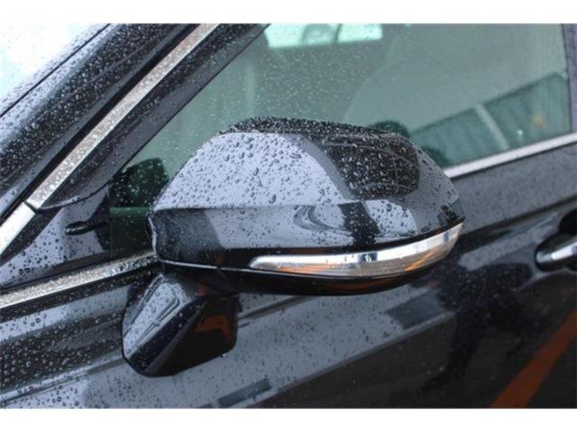 クラウンハイブリッド（新潟県新潟市東区）