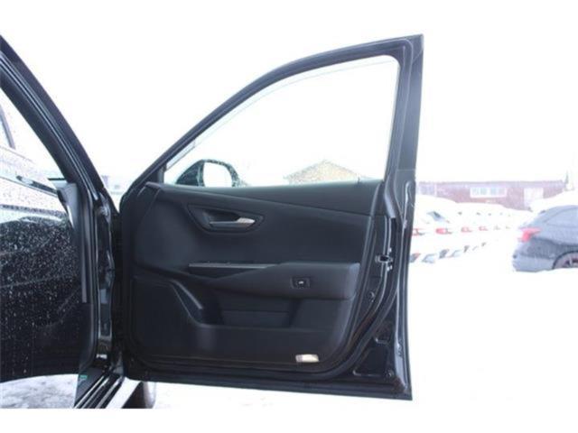 クラウンハイブリッド（新潟県新潟市東区）