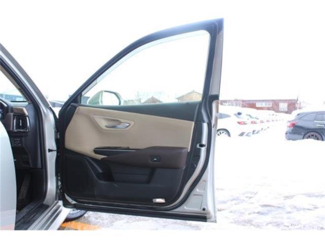 クラウンハイブリッド（新潟県新潟市東区）