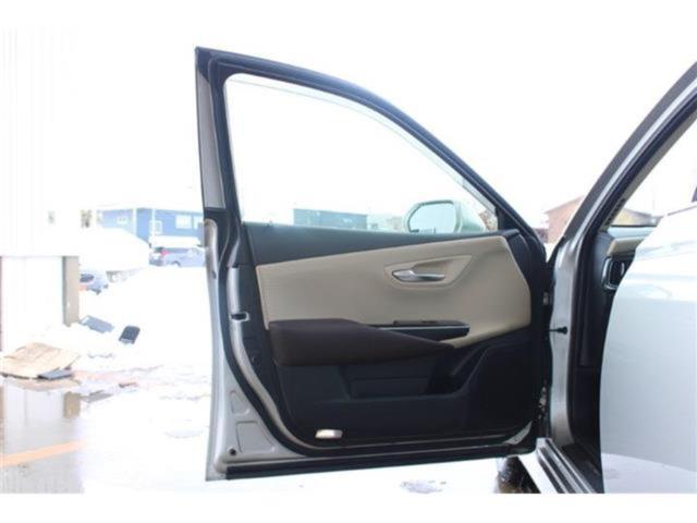 クラウンハイブリッド（新潟県新潟市東区）