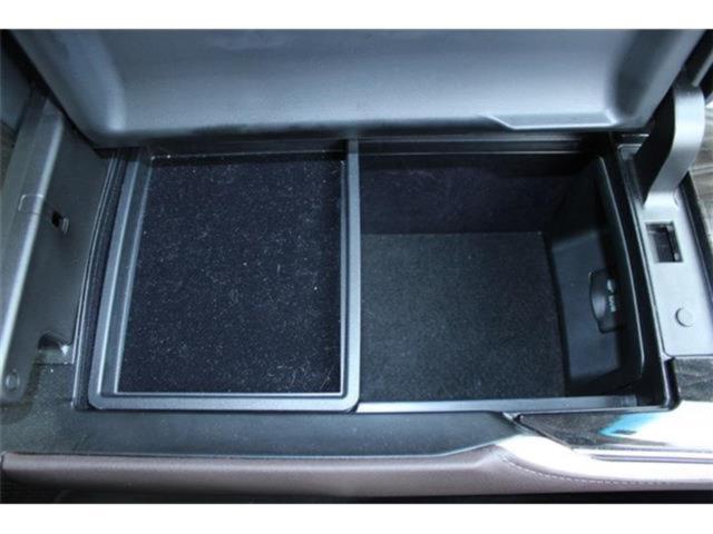 クラウンハイブリッド（新潟県新潟市東区）