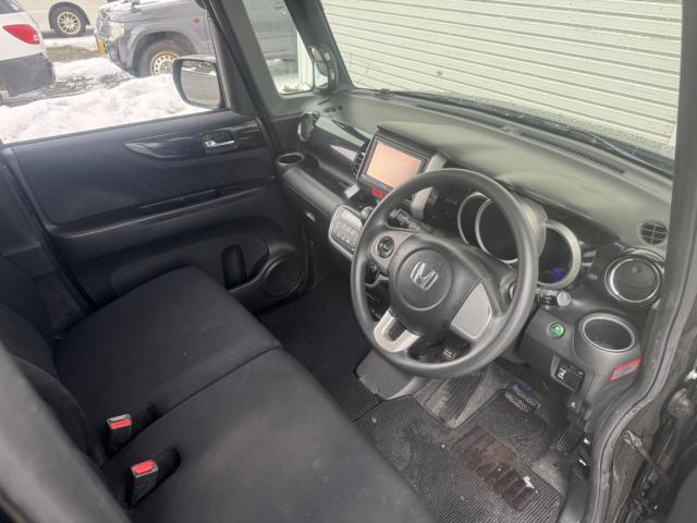 N＿BOXカスタム（新潟県新潟市西区）