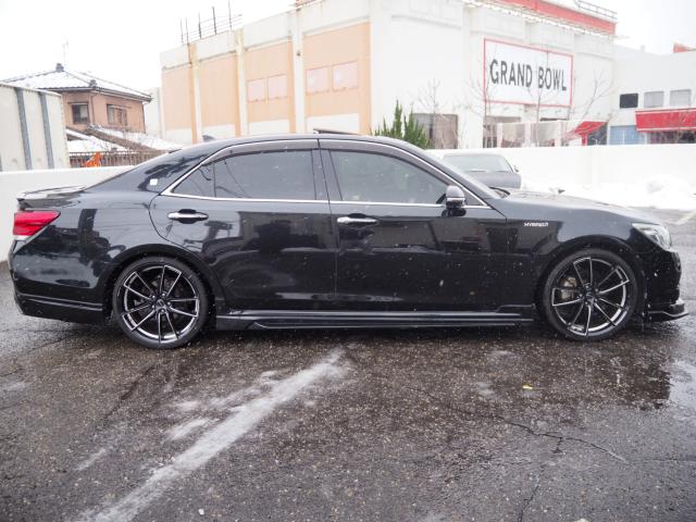 クラウンハイブリッド（新潟県新潟市西区）