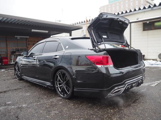 クラウンハイブリッド（新潟県新潟市西区）