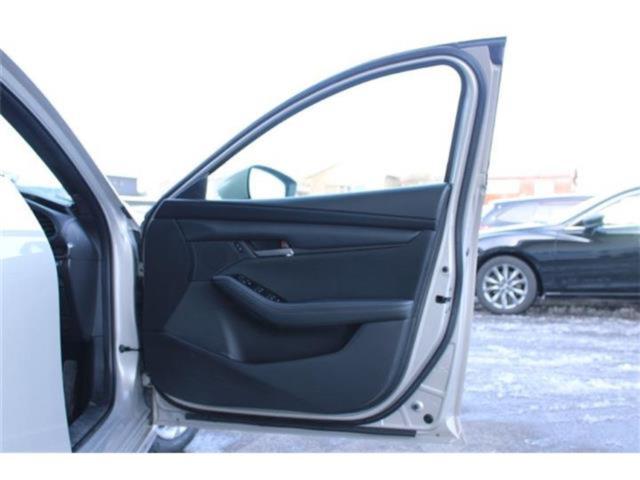 MAZDA3ファストバック（新潟県新潟市東区）画像30