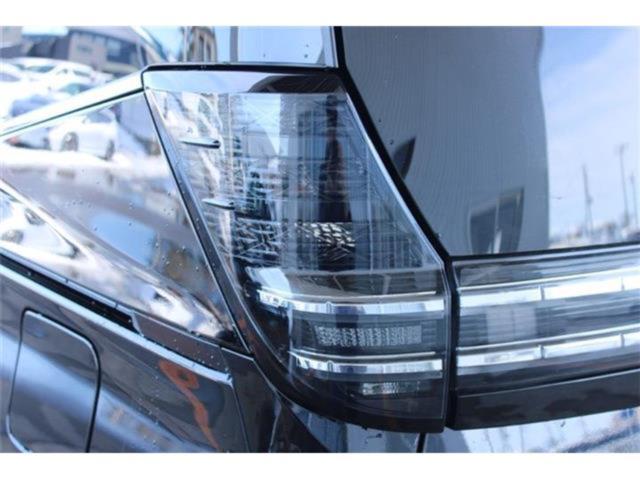 ヴォクシーハイブリッド（新潟県新潟市東区）