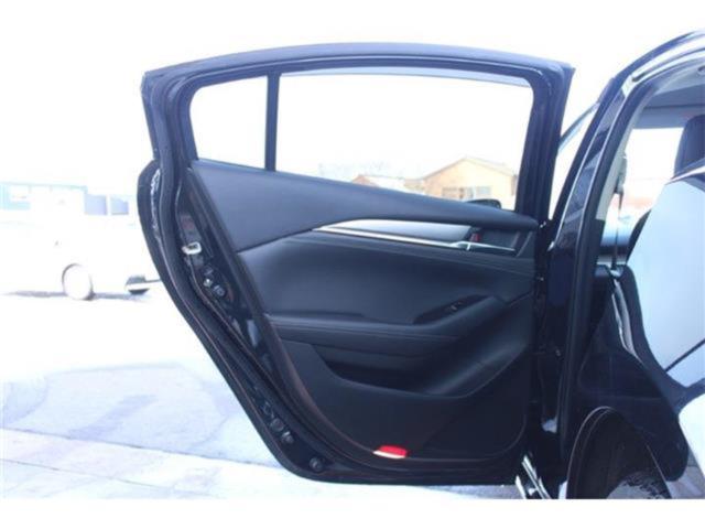 ＭＡＺＤＡ６セダン（新潟県新潟市東区）画像35