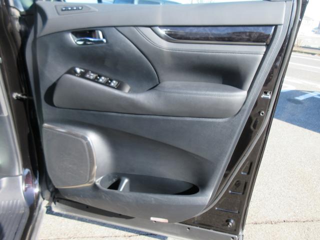 ヴェルファイアハイブリッド（新潟県五泉市）