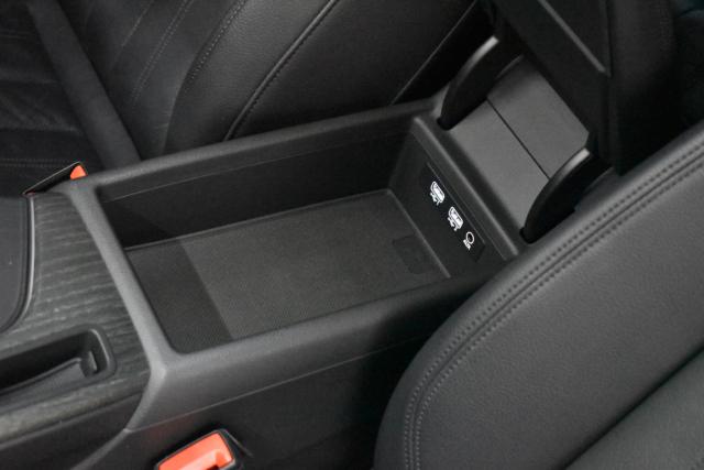 アウディ Ａ４オールロードクアトロ（新潟県新潟市西区）