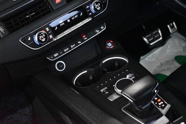 アウディ Ａ４オールロードクアトロ（新潟県新潟市西区）