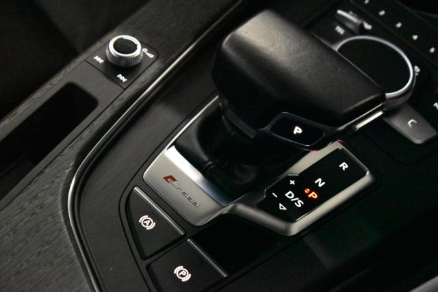 アウディ Ａ４オールロードクアトロ（新潟県新潟市西区）