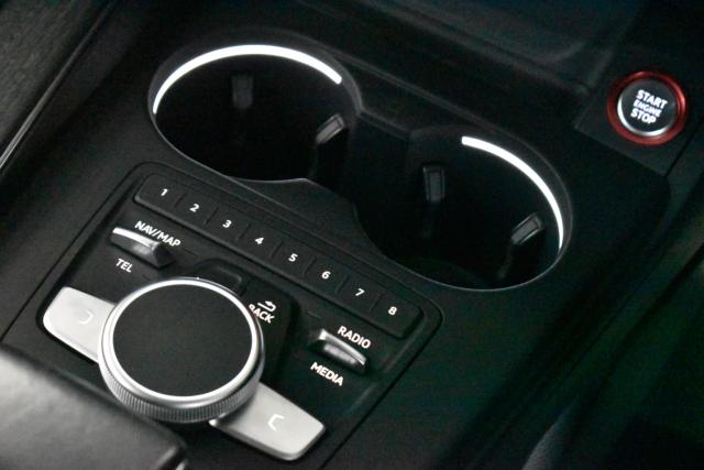 アウディ Ａ４オールロードクアトロ（新潟県新潟市西区）