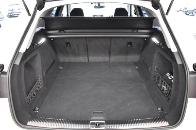 アウディ Ａ４オールロードクアトロ（新潟県新潟市西区）