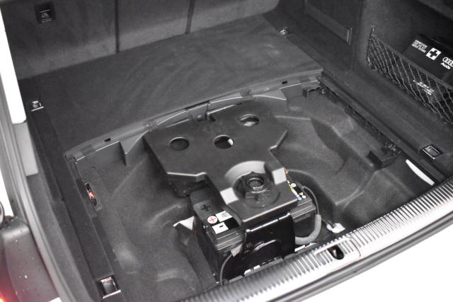 アウディ Ａ４オールロードクアトロ（新潟県新潟市西区）