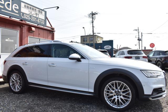 アウディ Ａ４オールロードクアトロ（新潟県新潟市西区）