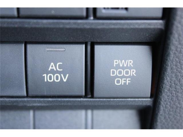 ヴォクシーハイブリッド（新潟県新潟市東区）画像6