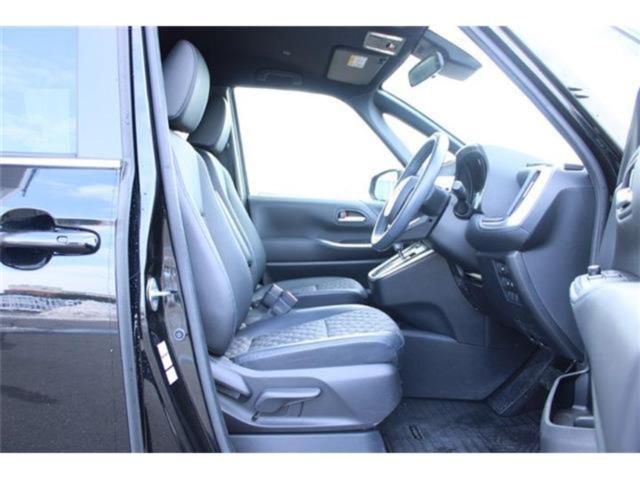 ヴォクシーハイブリッド（新潟県新潟市東区）画像38