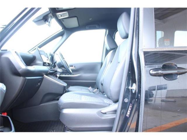 ヴォクシーハイブリッド（新潟県新潟市東区）画像46