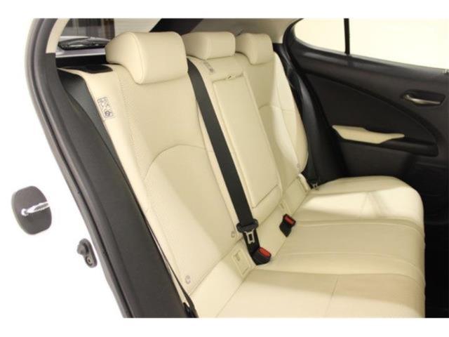 レクサスUX(新潟県新潟市東区)