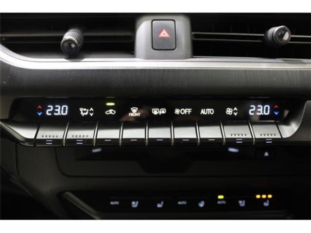 レクサスUX(新潟県新潟市東区)