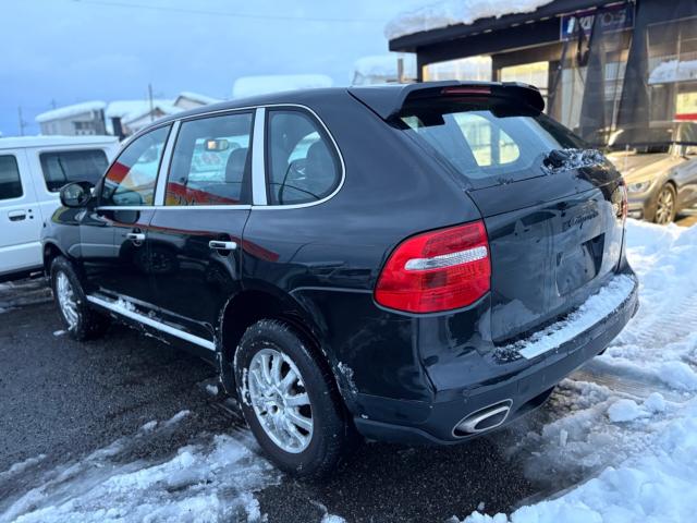 ポルシェ カイエン(新潟県長岡市)