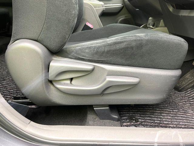 プリウスα(新潟県新潟市東区)