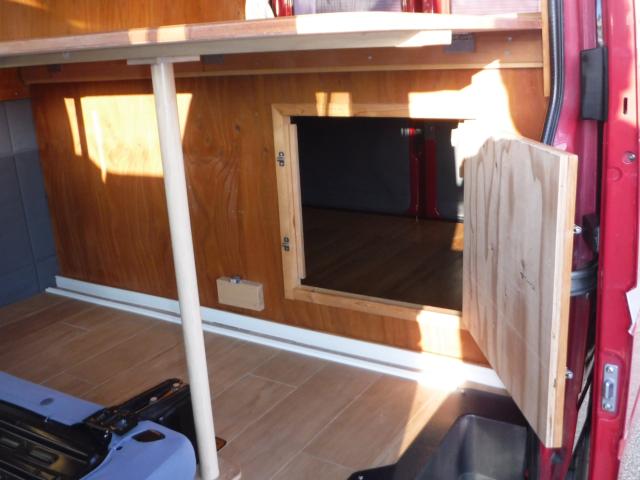 メルセデス ベンツ トランスポーターＴ１Ｎ（新潟県新潟市南区）