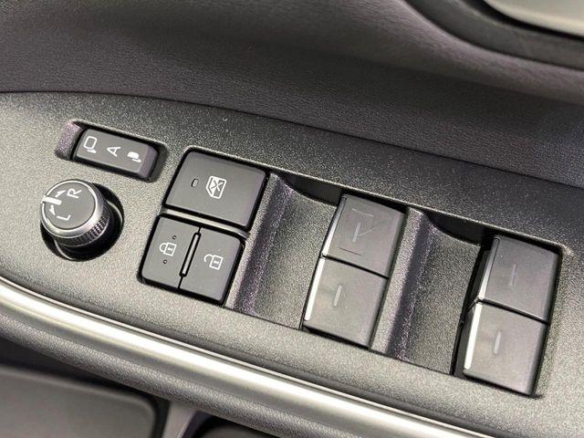 ヴォクシー（新潟県新潟市南区）画像71