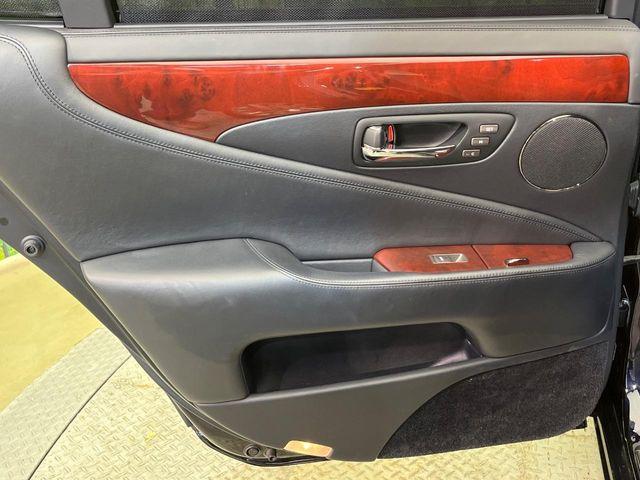 レクサスLS(新潟県新潟市南区)