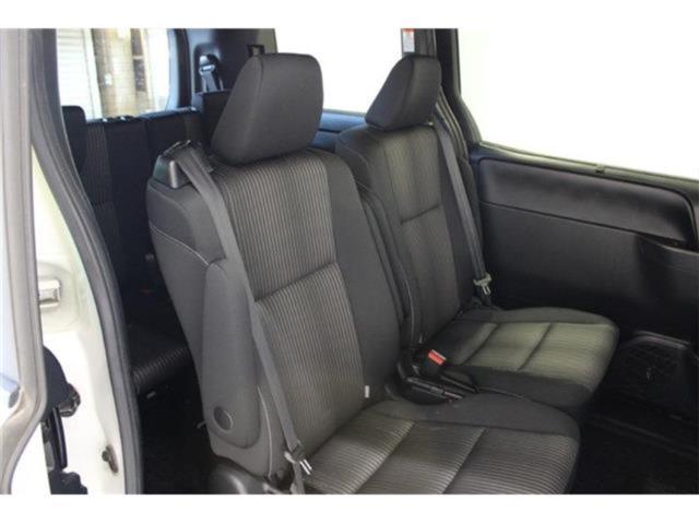 ヴォクシーハイブリッド（新潟県新潟市東区）画像42