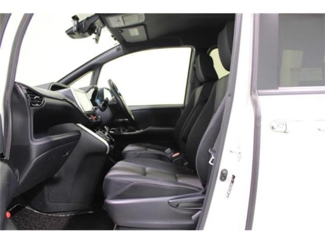 ヴォクシーハイブリッド（新潟県新潟市東区）画像47