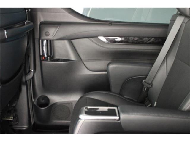 アルファード（新潟県新潟市東区）