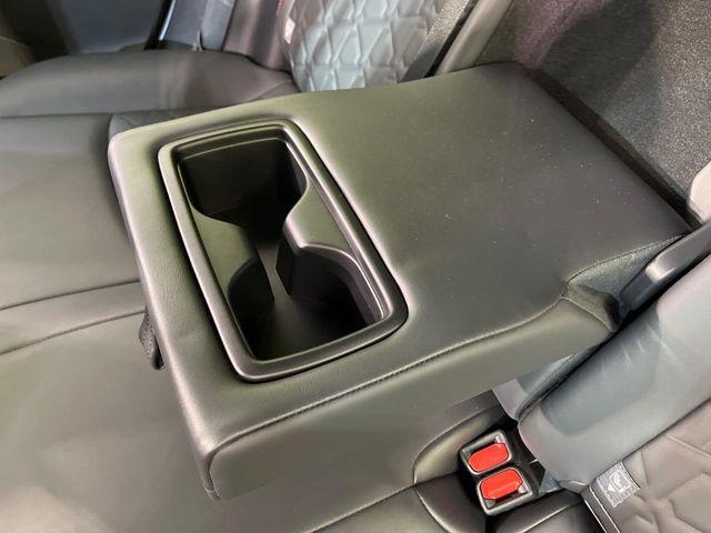 ＲＡＶ４（新潟県新潟市南区）