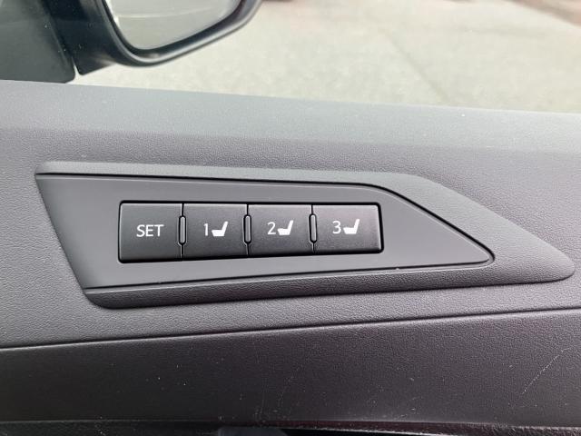 ヴェルファイアハイブリッド（新潟県新潟市西区）