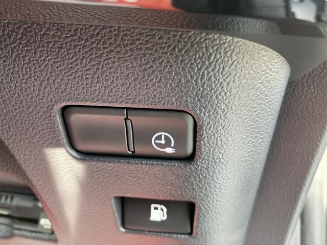 プリウスPHV(新潟県新潟市西区)