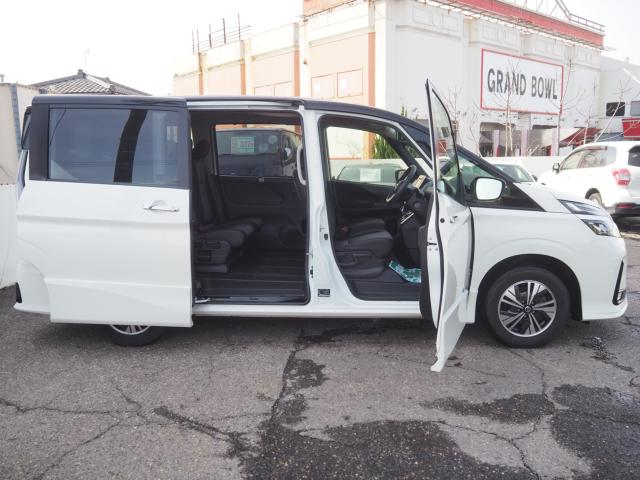 セレナ（新潟県新潟市西区）