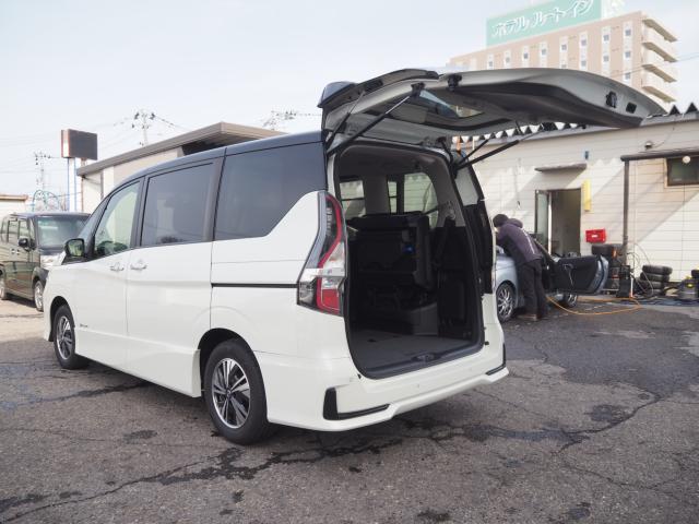 セレナ（新潟県新潟市西区）