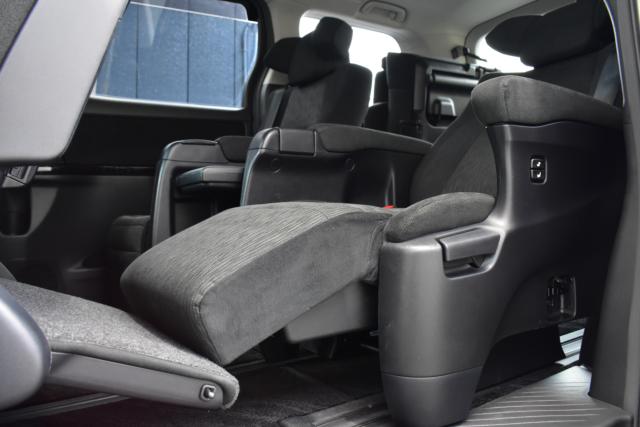 ヴェルファイア（新潟県新潟市西区）