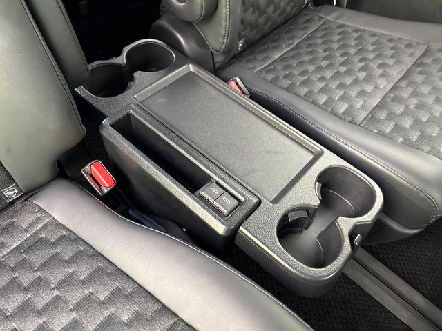 ヴォクシー(新潟県新潟市東区)