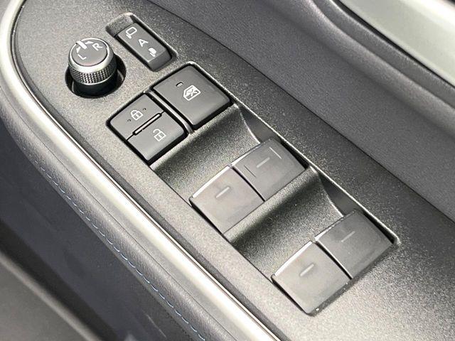 ヴォクシー(新潟県新潟市東区)