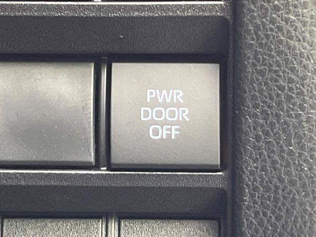 ヴォクシー(新潟県新潟市東区)