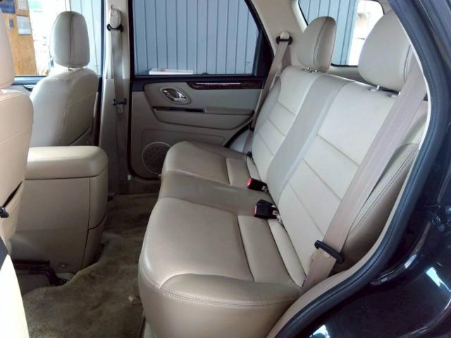 エスケープ（新潟県十日町市）