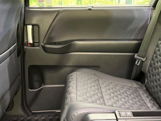 ヴォクシー（新潟県新潟市東区）