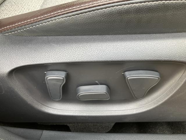 ヤリスクロス(新潟県新潟市南区)