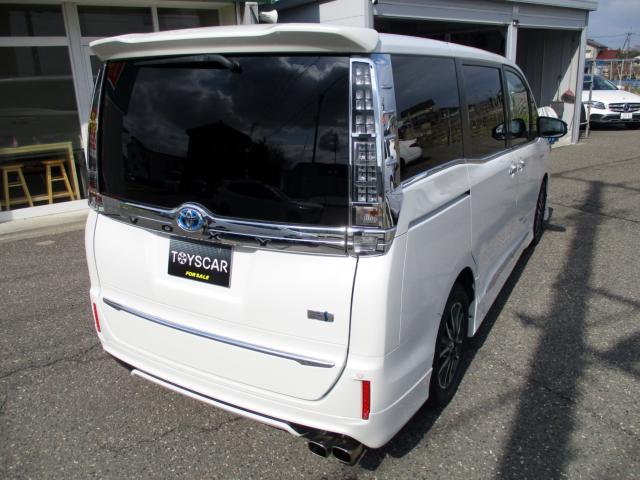 ヴォクシーハイブリッド(新潟県新潟市南区)