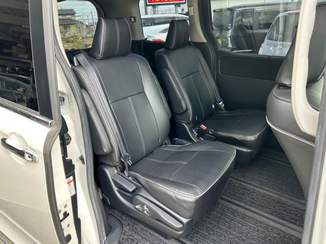 ヴォクシーハイブリッド(新潟県新潟市南区)