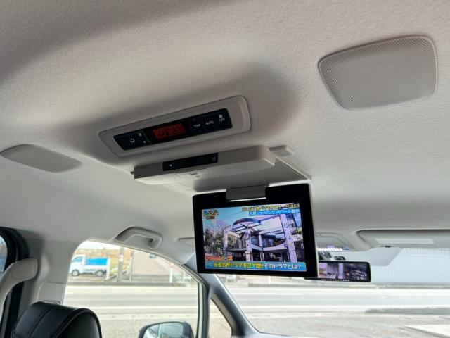 ヴォクシーハイブリッド(新潟県新潟市南区)