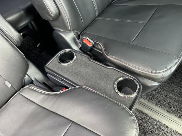 ヴォクシーハイブリッド(新潟県新潟市南区)