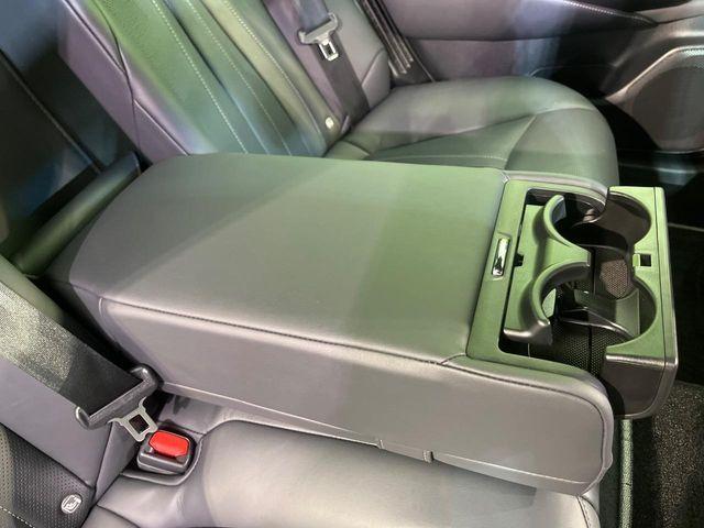 クラウンハイブリッド(新潟県新潟市南区)