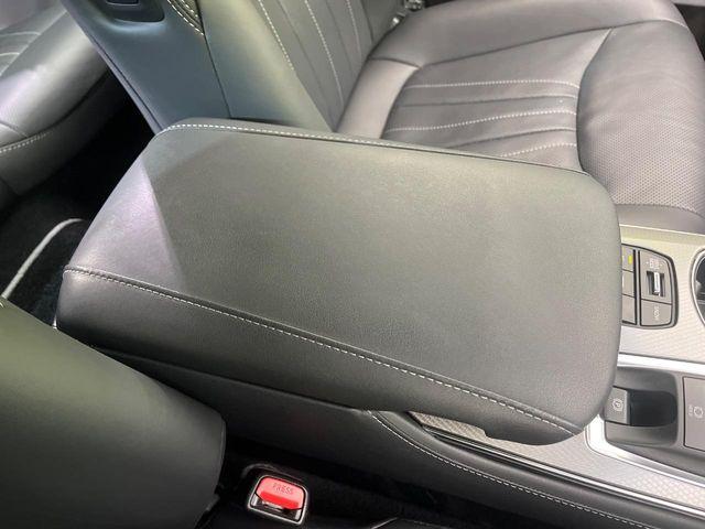 クラウンハイブリッド(新潟県新潟市南区)